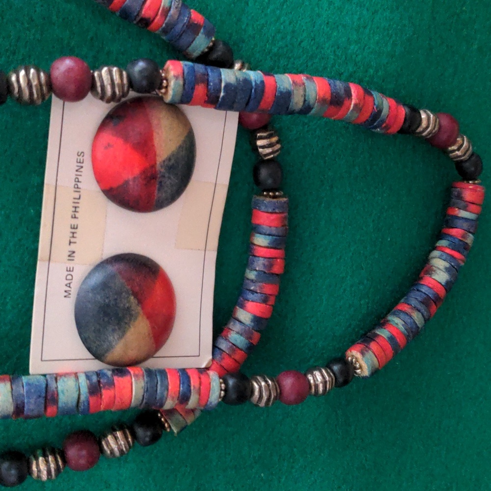 A258  ♨️ 5 For $35 ♨️  Wood/ Coconut Necklace & Post Pierced Earrings